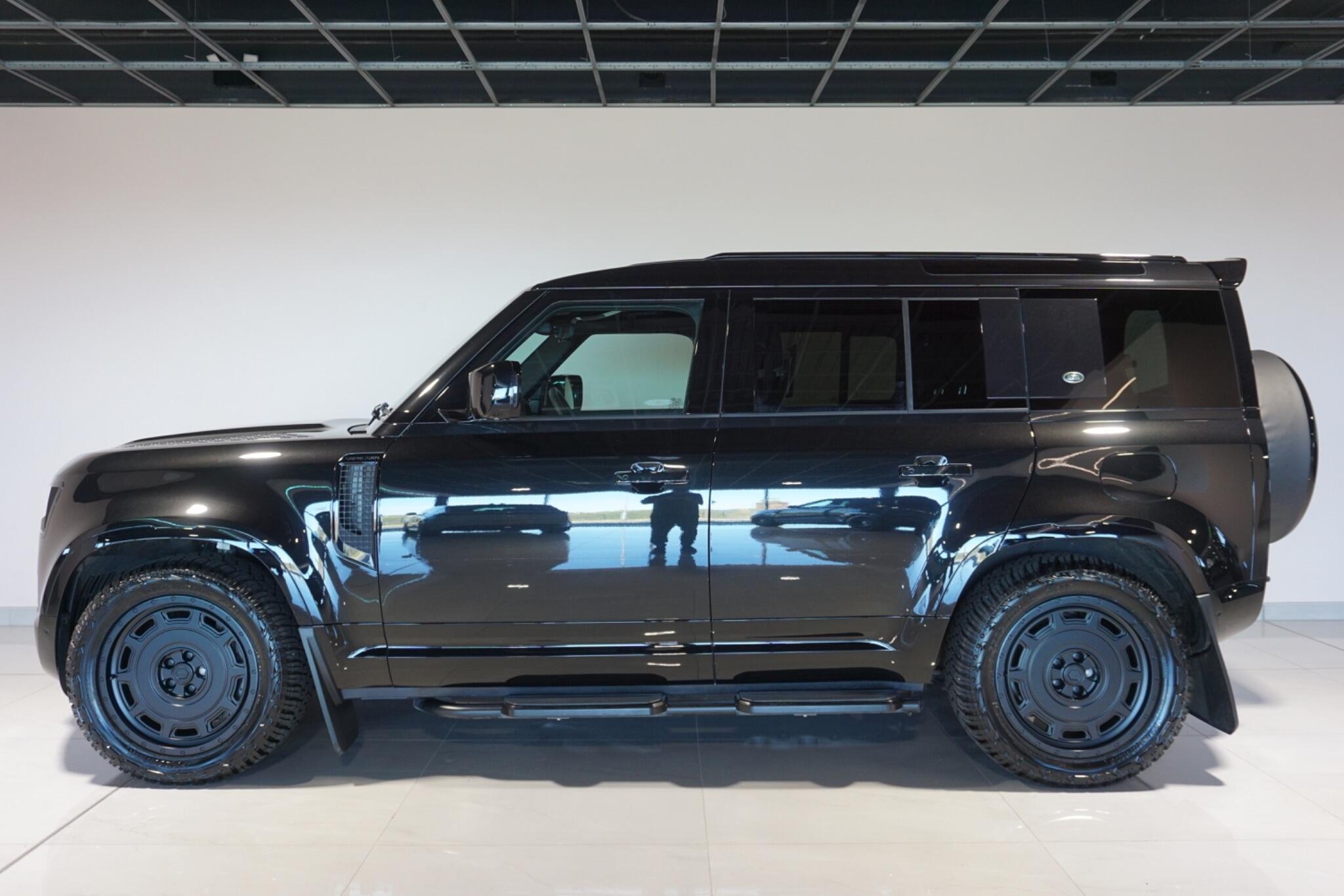 Land Rover Defender 110 2.0 P400e 15.4kWh X-Dynamic S SUV 5dr Petrol Plug-in Hybrid Auto 4WD Euro 6 (s/s) (404 ps)
